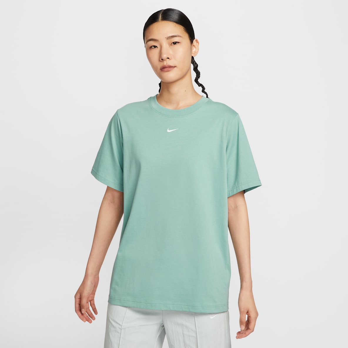 NIKE公式】 レディース グリーン トップス & Tシャツ【ナイキ